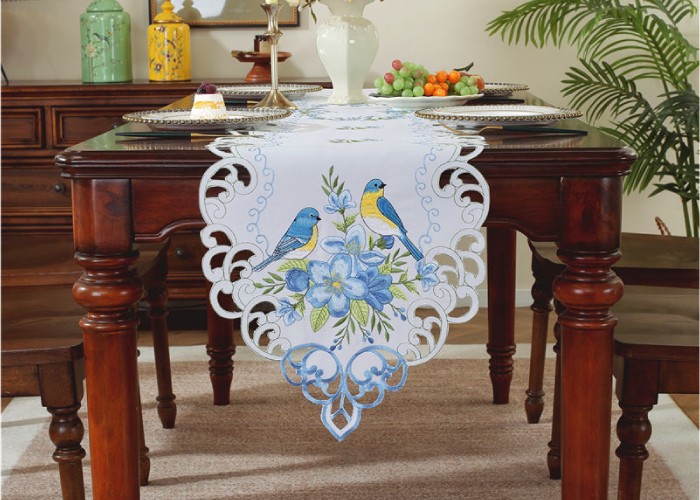 Table Runner